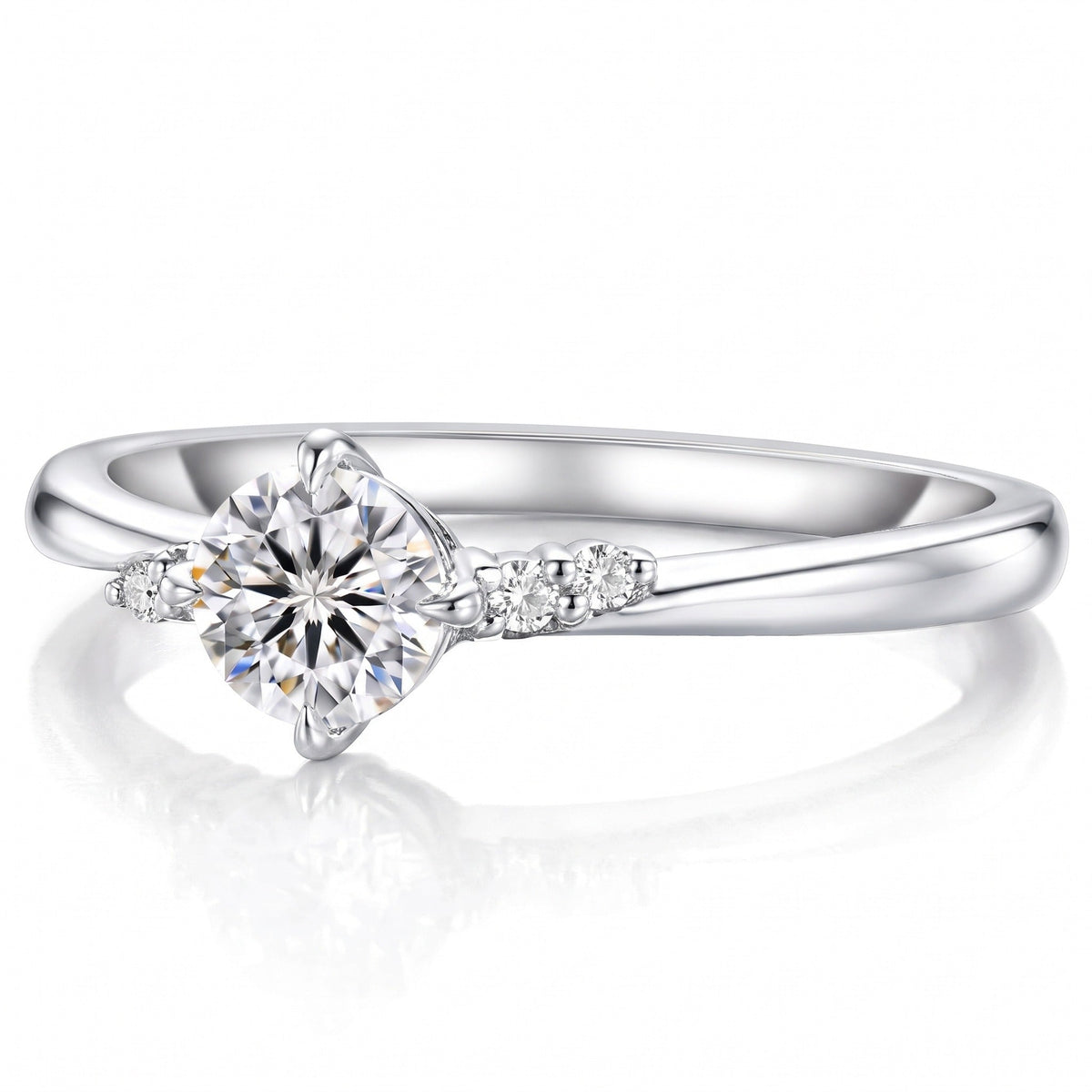 "Locarno" Moissanite 0.3ct Five-Stone Ring